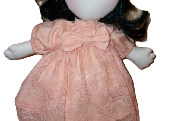 Bambola tessile cartamodello e istruzioni